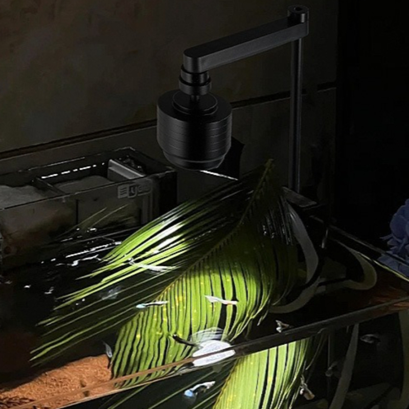 إضاءة حوض السمك LED بثلاثة ألو - مراجعة Reef Lighting وسعره