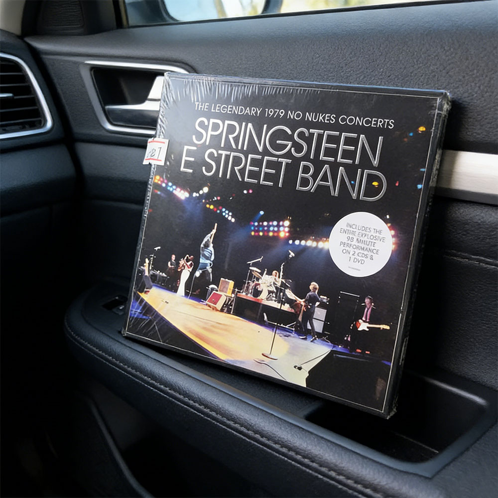 CD This Is The Live Album هو ا - مراجعة Live Rock وسعره