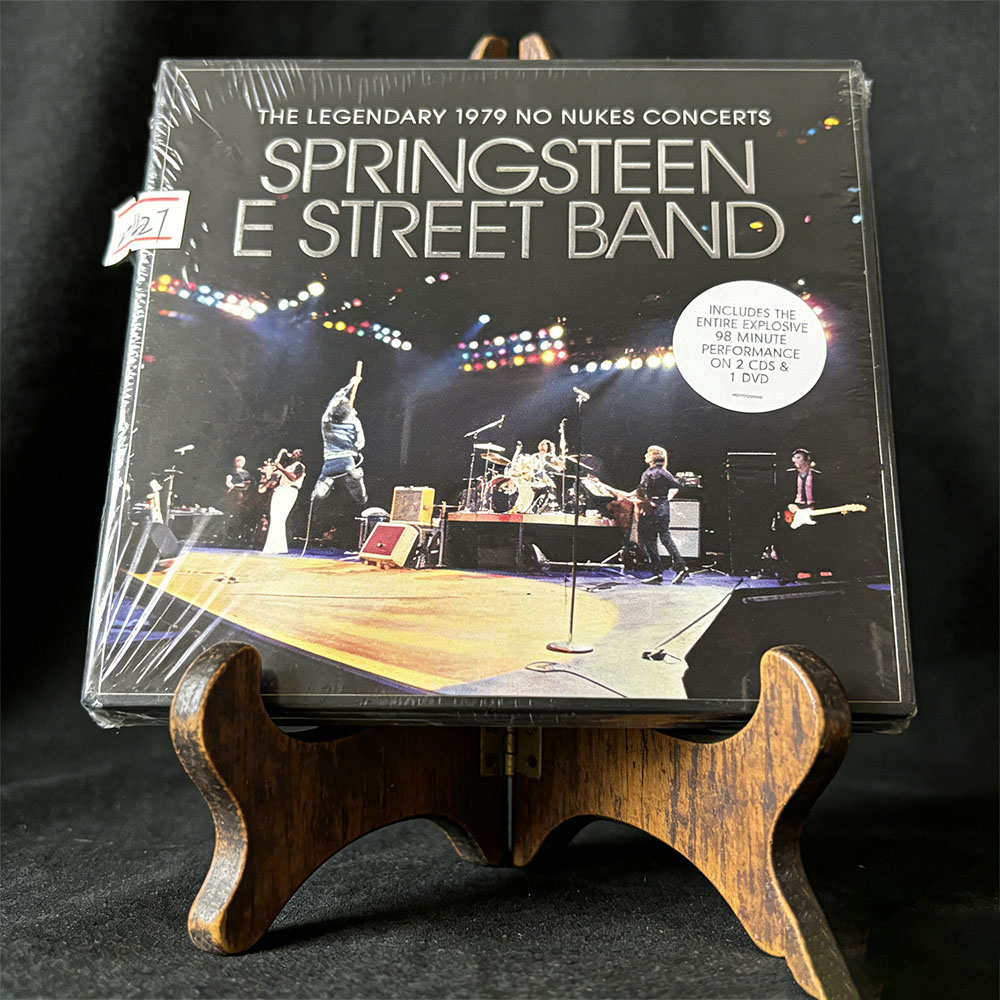 CD This Is The Live Album هو ا - مراجعة Live Rock وسعره