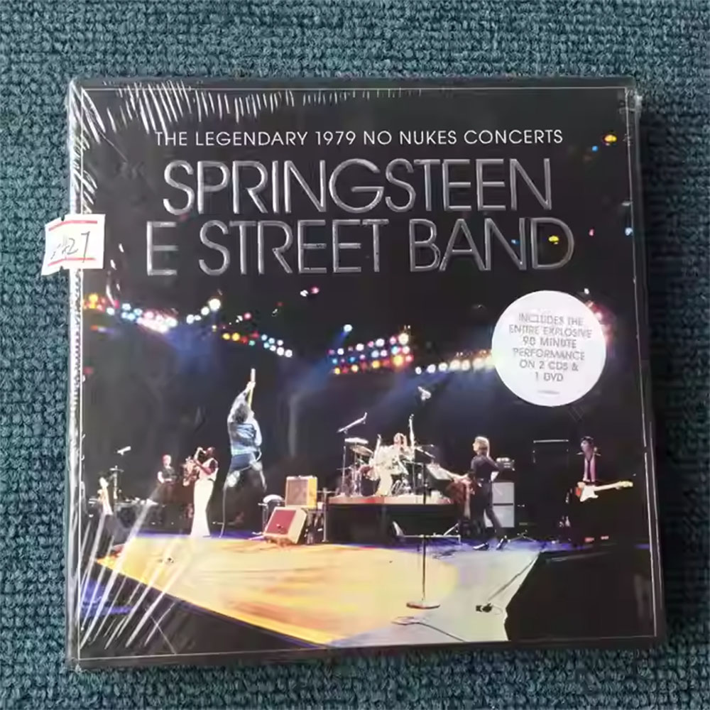 CD This Is The Live Album هو ا - مراجعة Live Rock وسعره